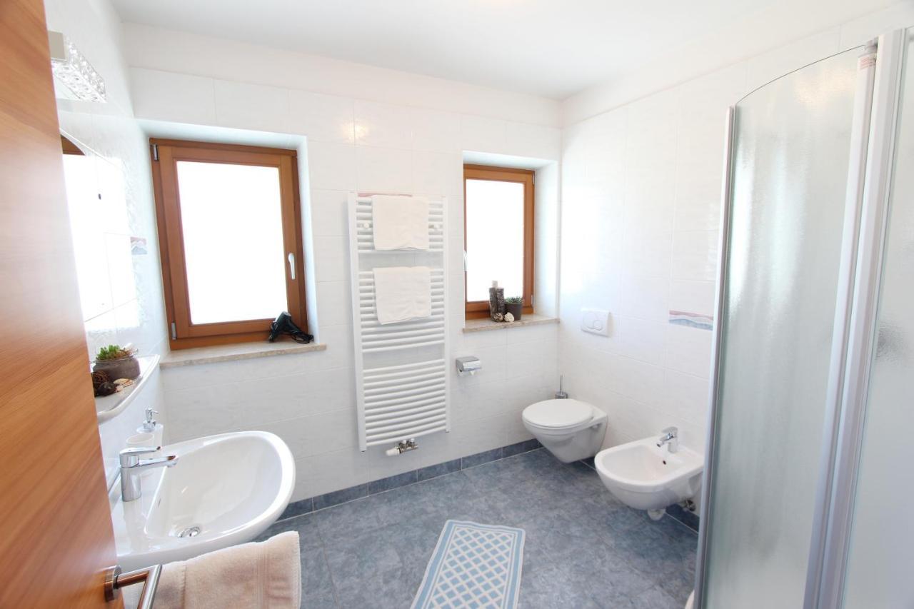 Ferienwohnung Oberhuberhof Rodeneck Exterior foto