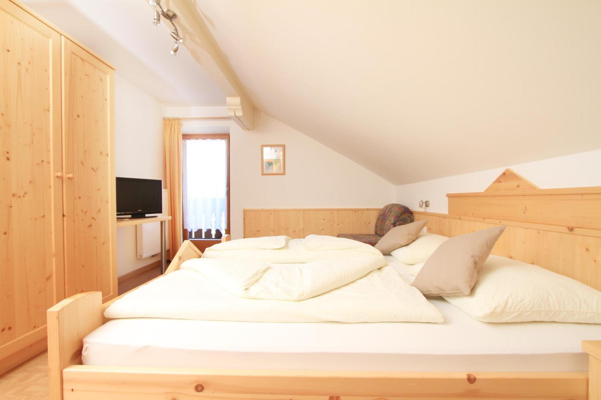 Ferienwohnung Oberhuberhof Rodeneck Exterior foto